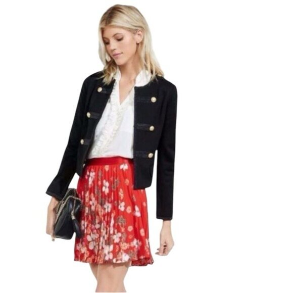 Express Red Floral Pleated Elastic Waist Mini Skirt, Size Medium - Picture 9 of 9